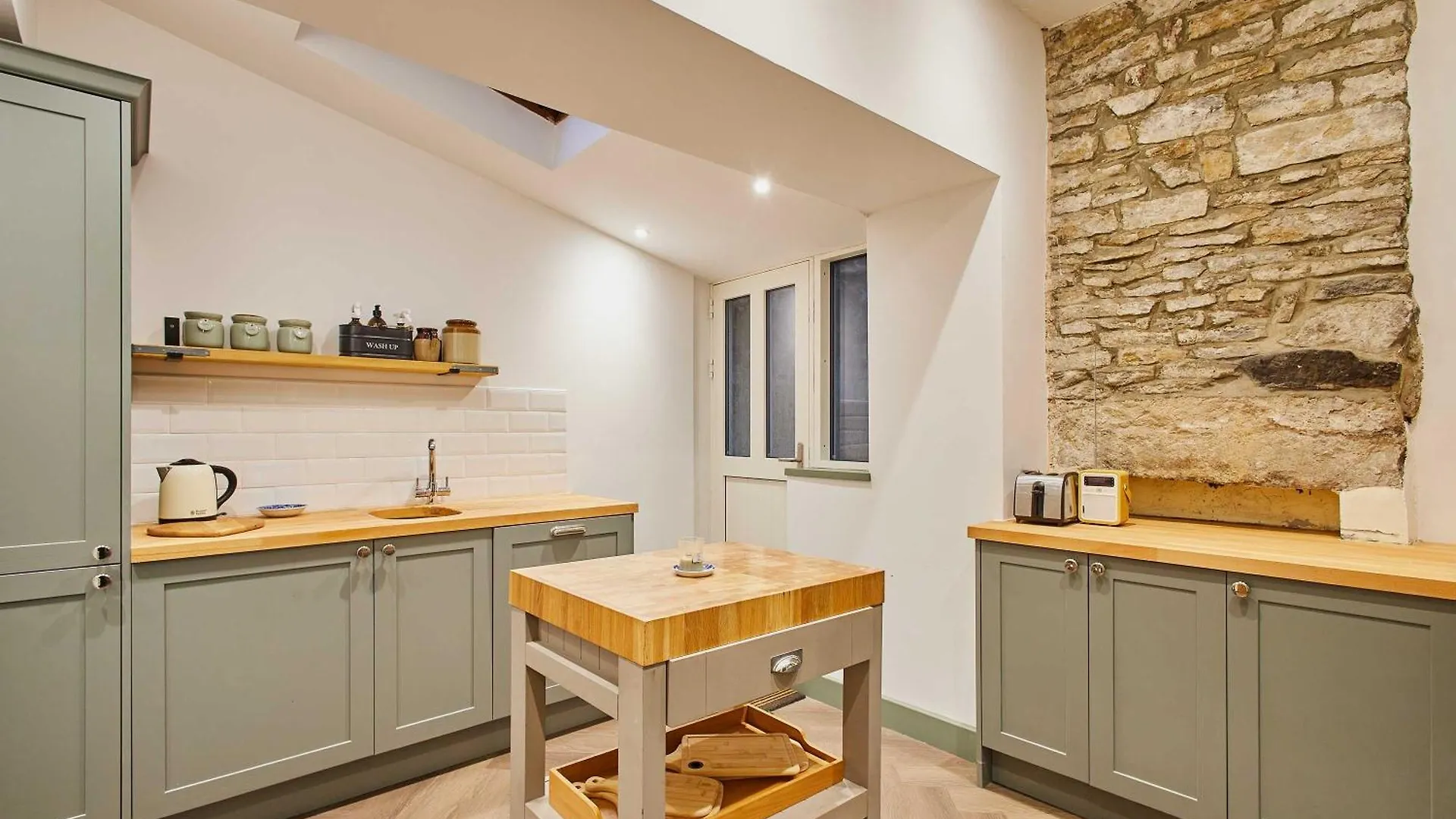 Holiday home Host & Stay - Temple Terrace Richmond  United Kingdom